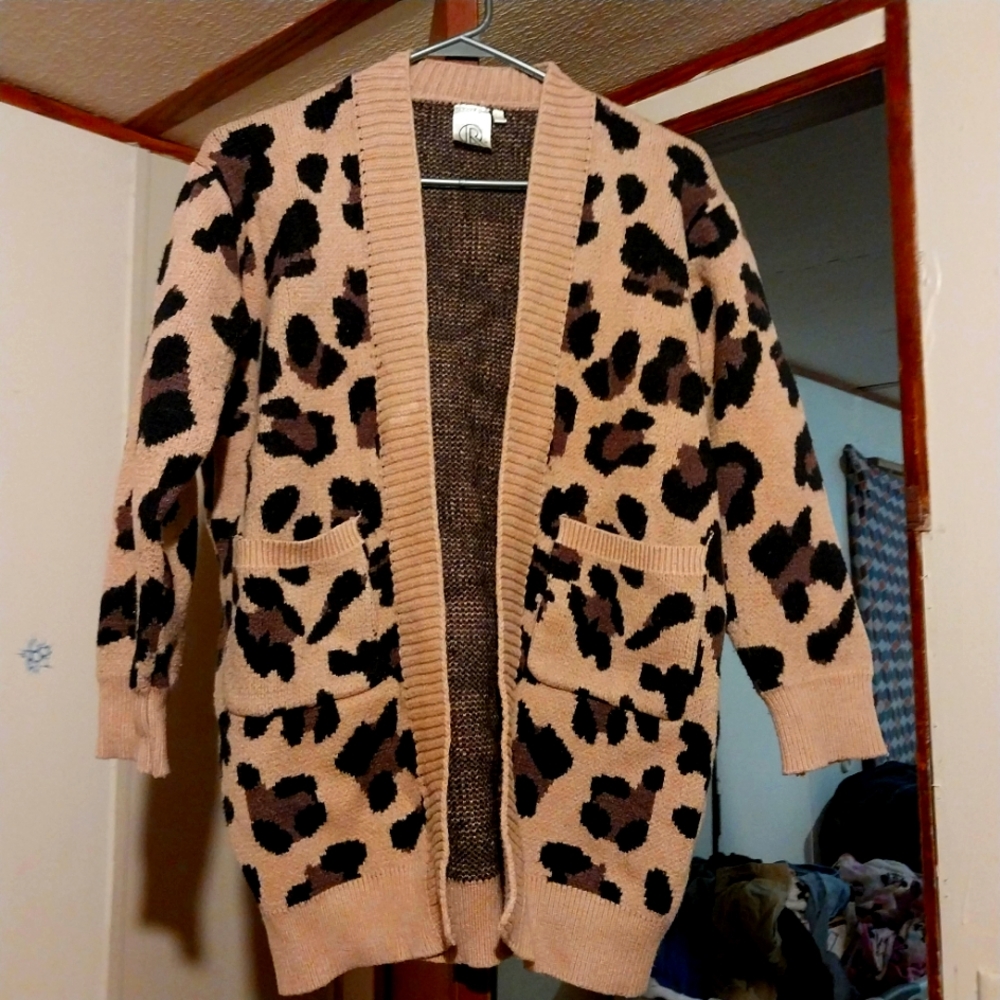 R Fashion Apparel size Small